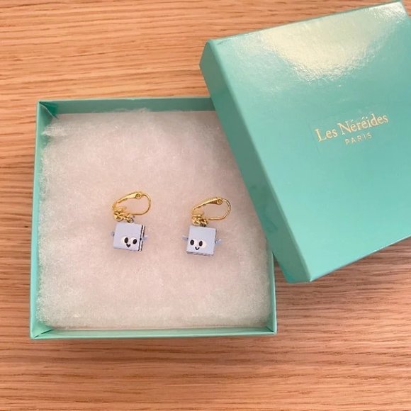 N2 by Les Néréides smiley candy clip-on earrings - Picture 1 of 3